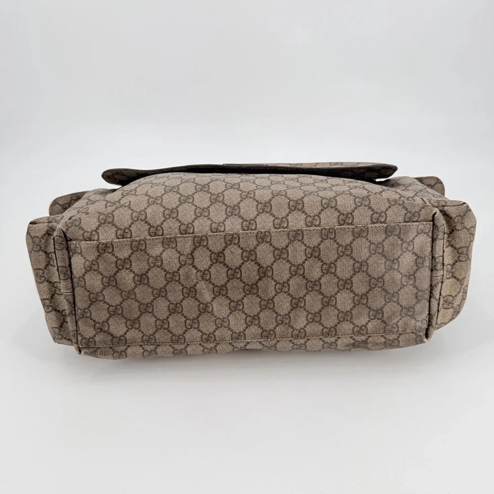 Gucci GG Supreme Baby Diaper Messenger Bag FLAWS